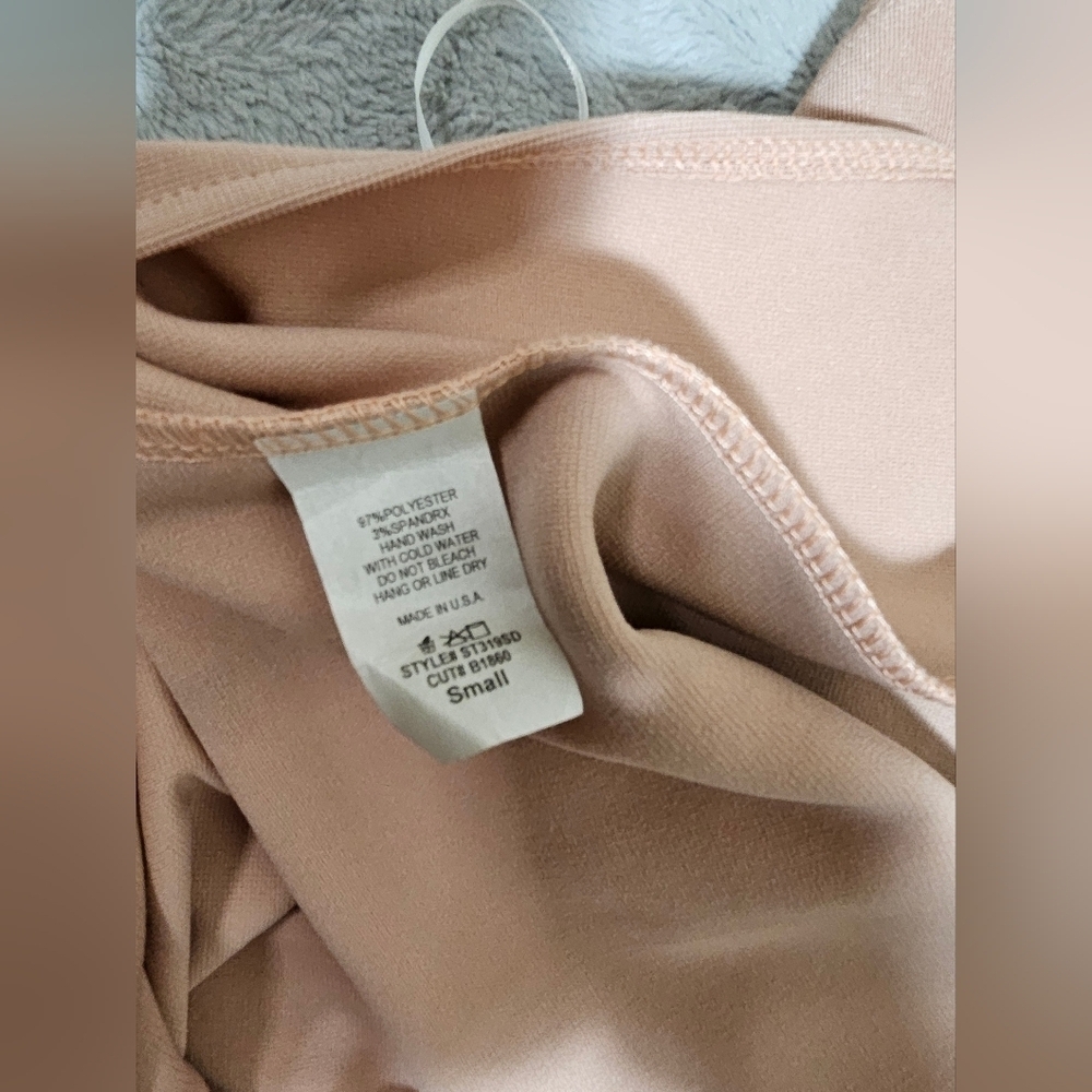 NEW J Lux Label Nude Pink Bodycon Skirt Small - Picture 8 of 8